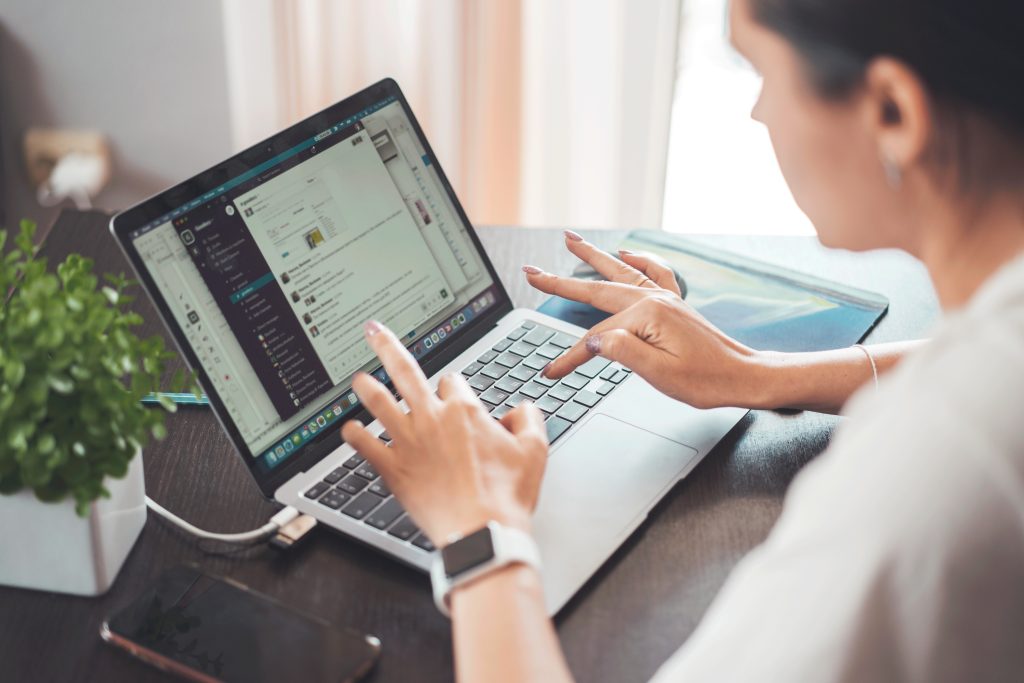 telework 6795505 CROP